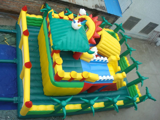 Terrain de jeu gonflable extérieur fait sur commande d'air d'enfants de parc d'attractions du monde gonflable portatif